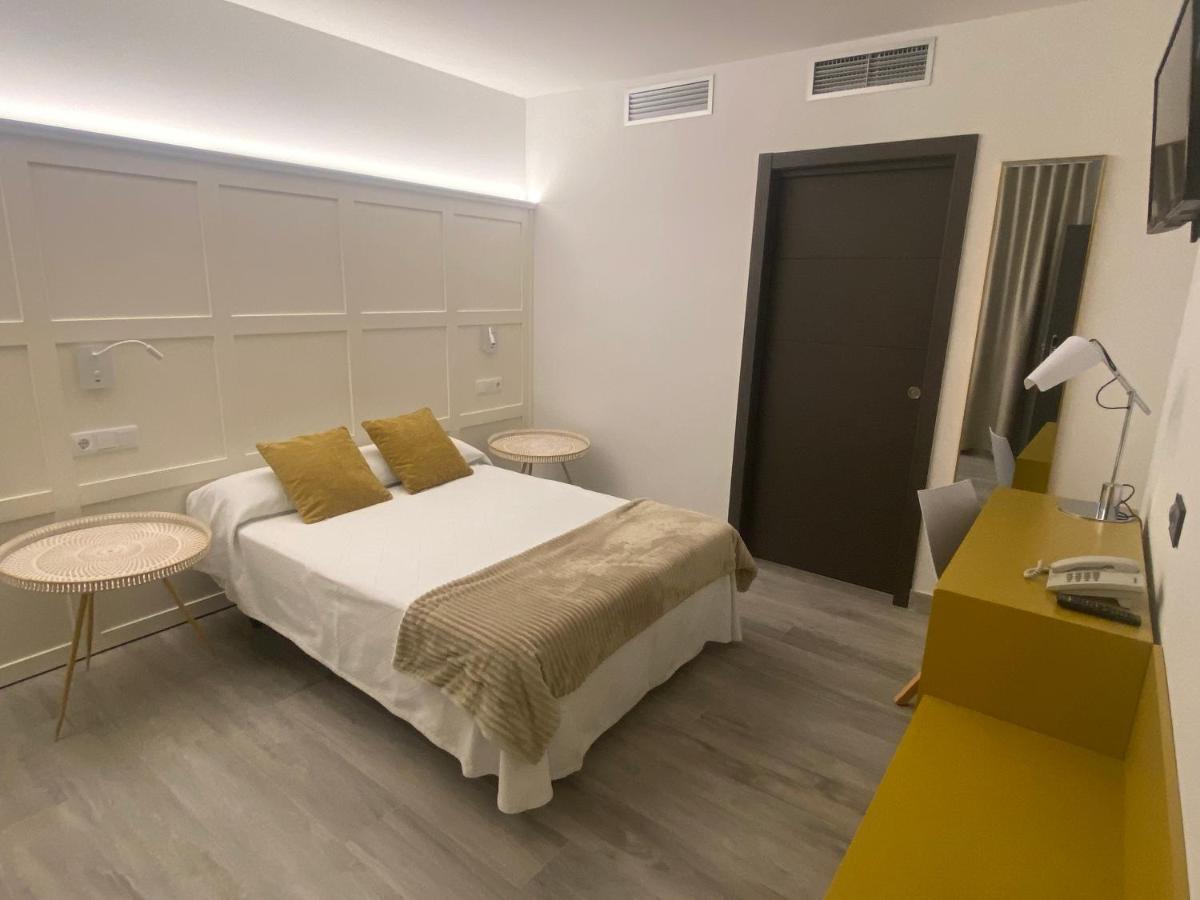 Hotel Lusitania, Centro Ciudad, Parking Privado Mérida Luaran gambar