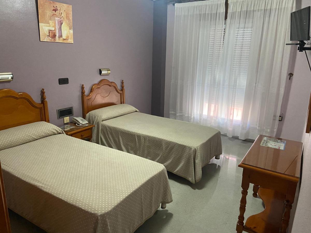 Hotel Lusitania, Centro Ciudad, Parking Privado Mérida Luaran gambar