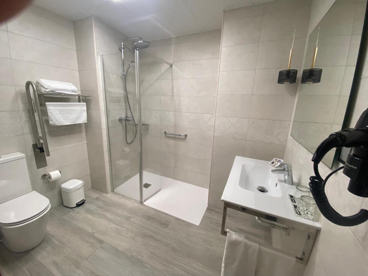 Hotel Lusitania, Centro Ciudad, Parking Privado Mérida Luaran gambar