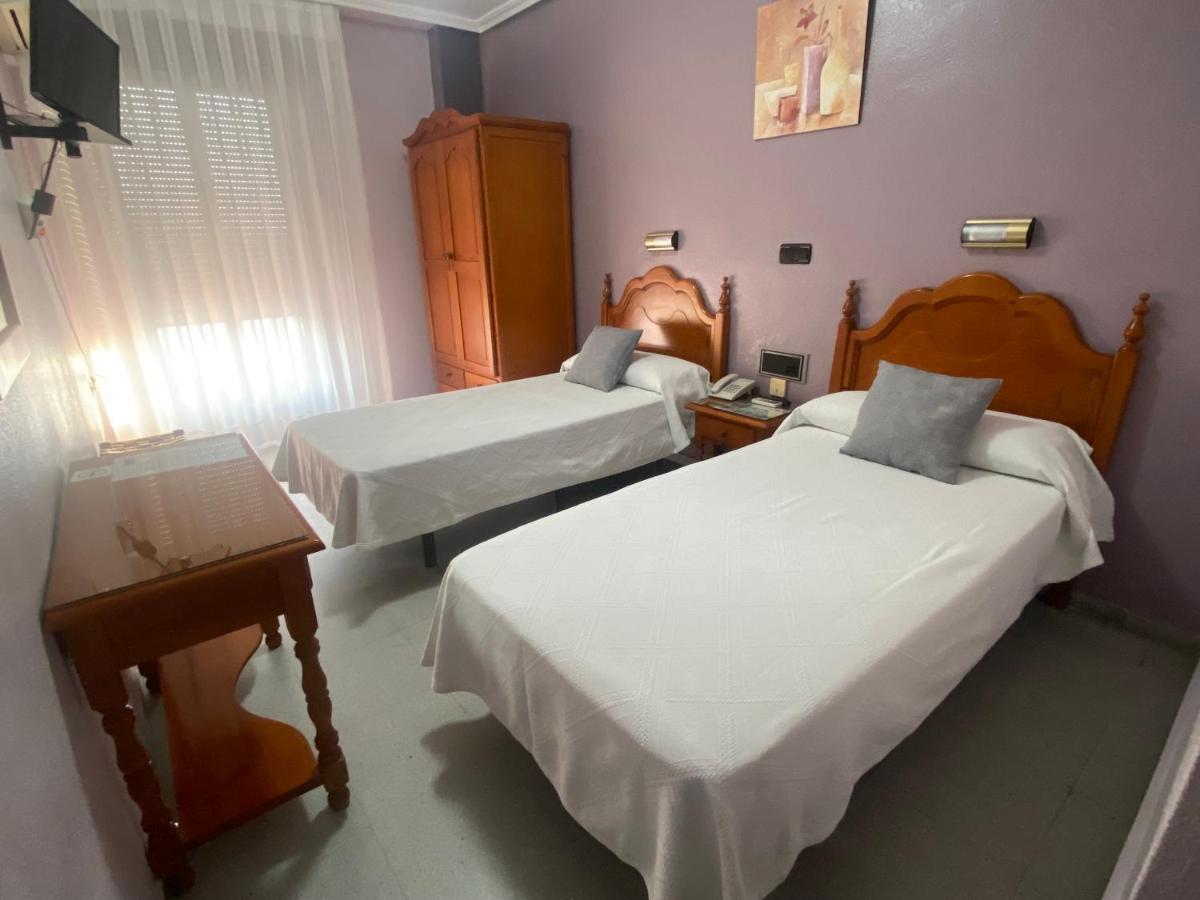 Hotel Lusitania, Centro Ciudad, Parking Privado Mérida Luaran gambar