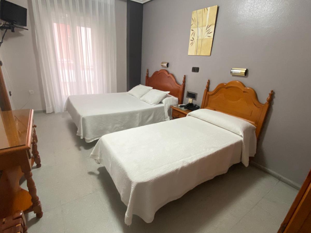 Hotel Lusitania, Centro Ciudad, Parking Privado Mérida Luaran gambar