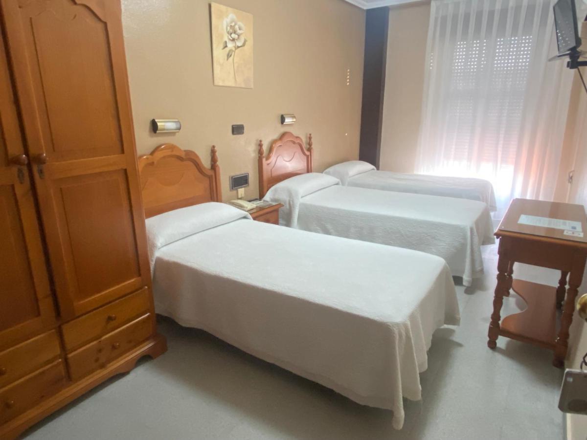 Hotel Lusitania, Centro Ciudad, Parking Privado Mérida Luaran gambar