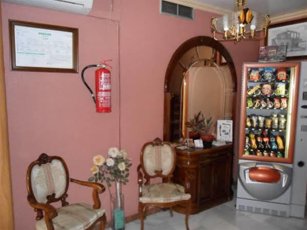 Hotel Lusitania, Centro Ciudad, Parking Privado Mérida Luaran gambar